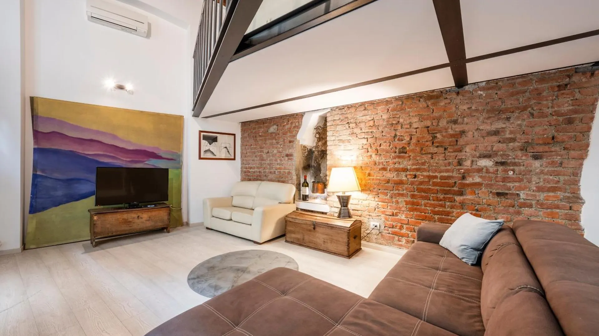 דירות Loft Di Charme Nel Quartiere Isola - Milano  מילאנו